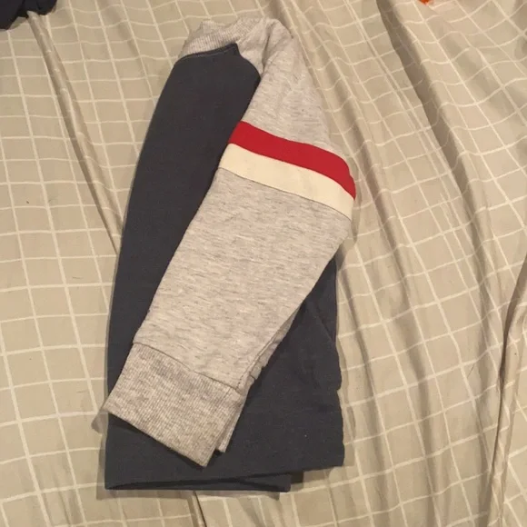 Toddler jumping bean long sleeve pull over shirt - Picture 2 of 3